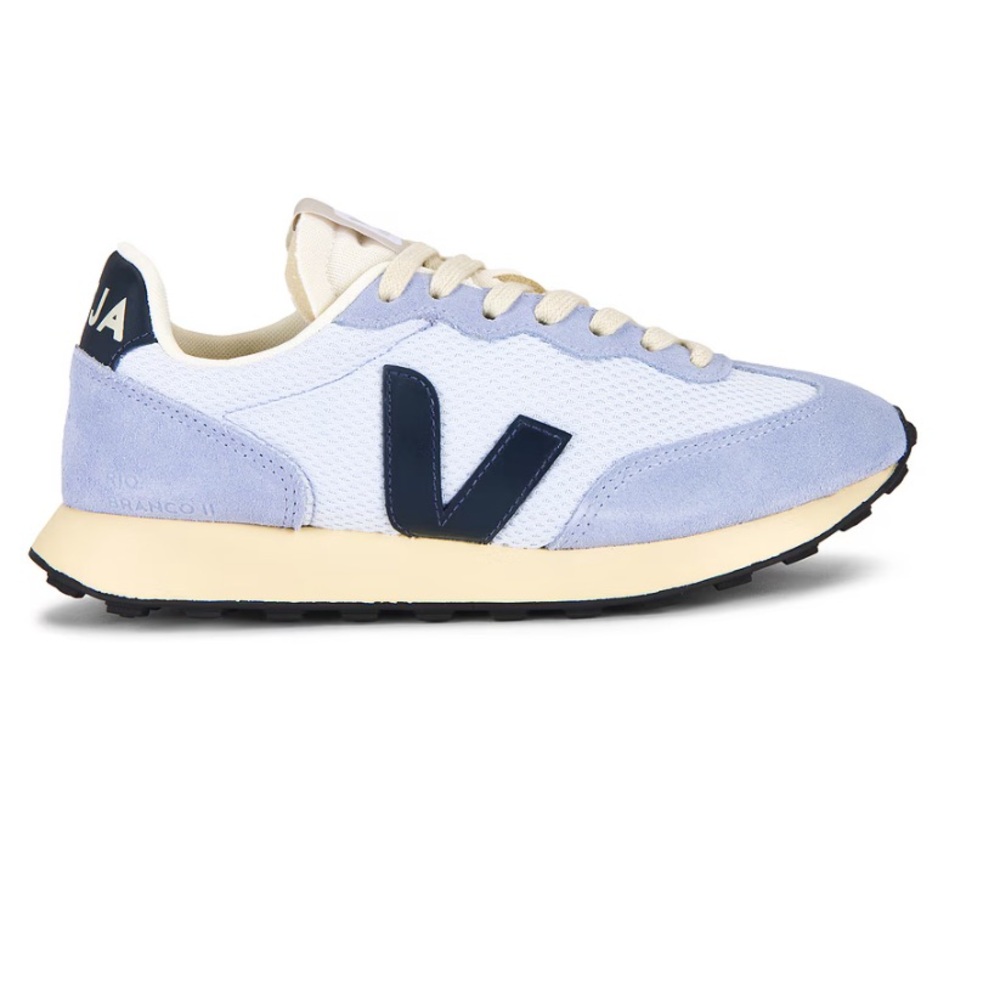New in box; Veja Rio Branco women’s sneaker in color swan nautico